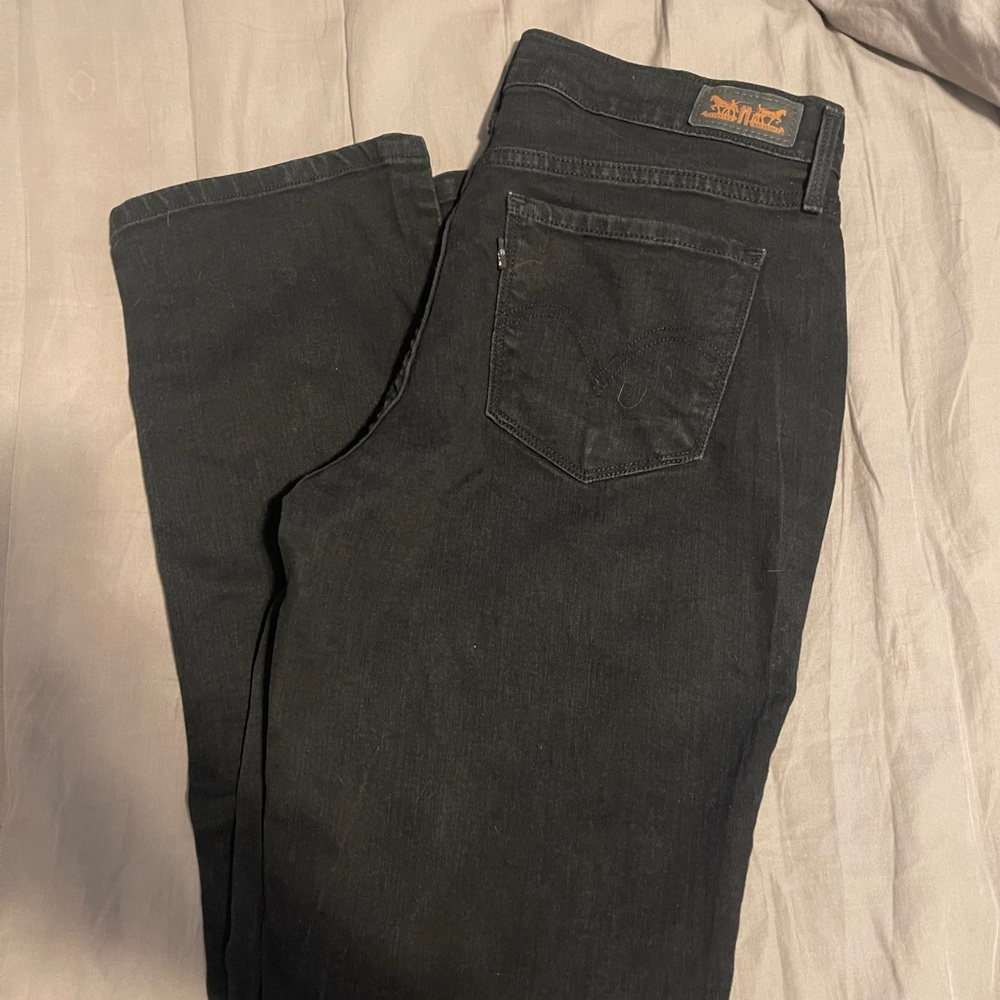 Black Levi jeans